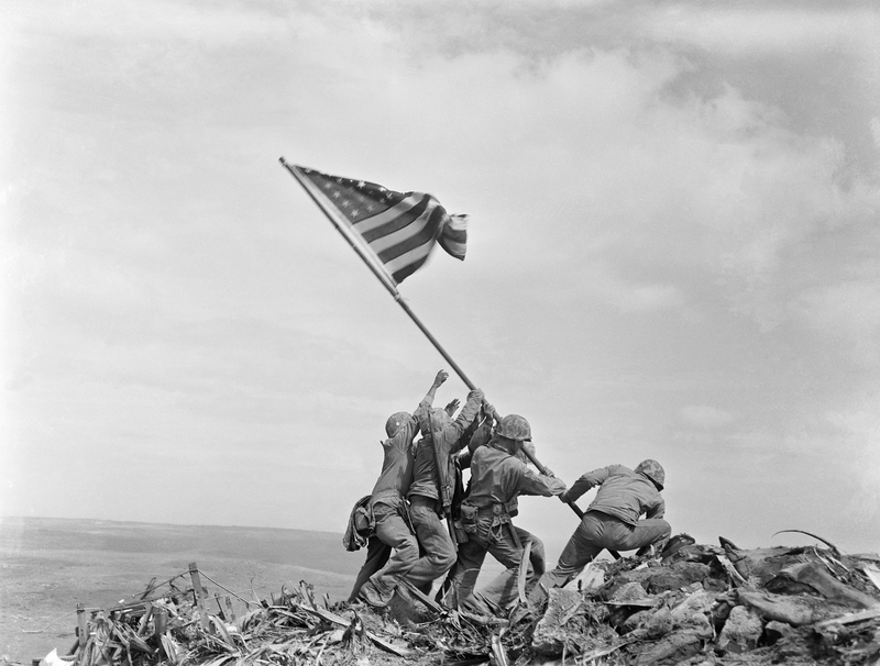 Raising_the_Flag_on_Iwo_Jima,_larger.jpeg